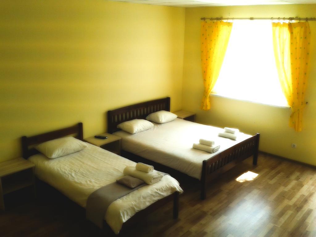 Hotel Arsenal à Daugavpils Extérieur photo