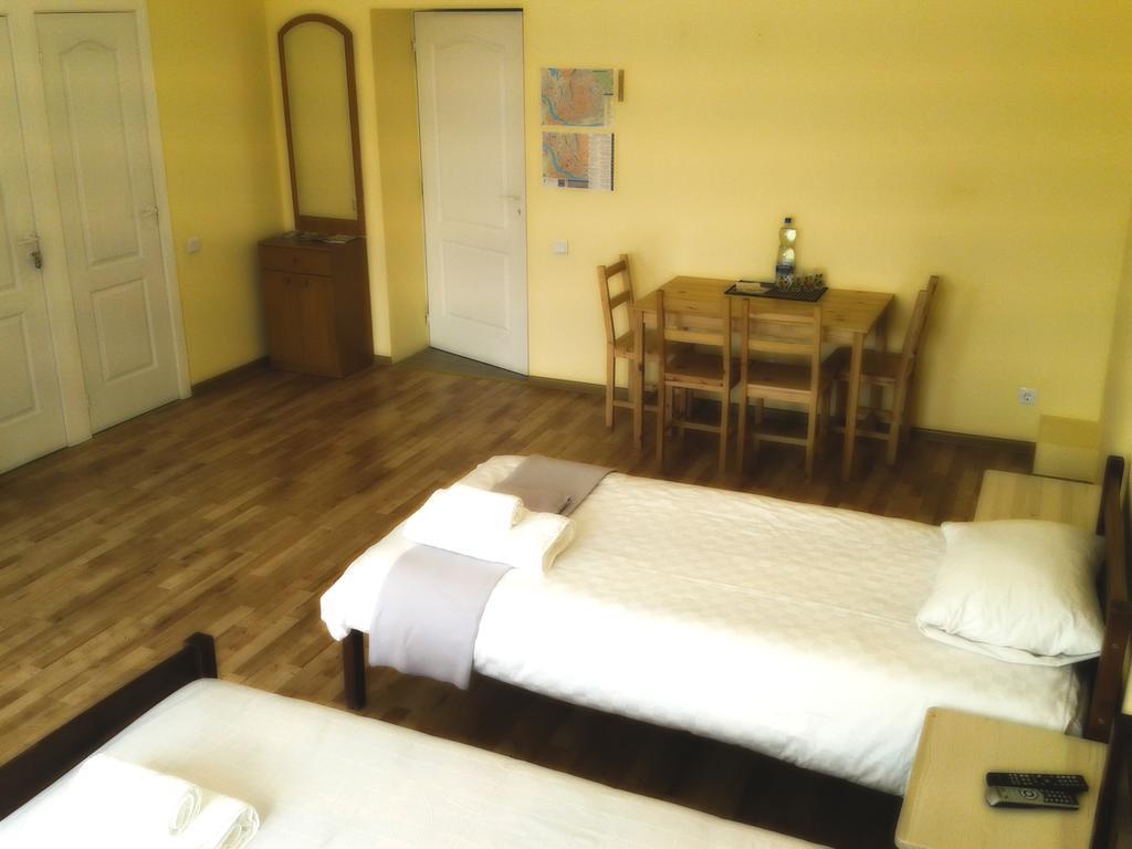Hotel Arsenal à Daugavpils Extérieur photo