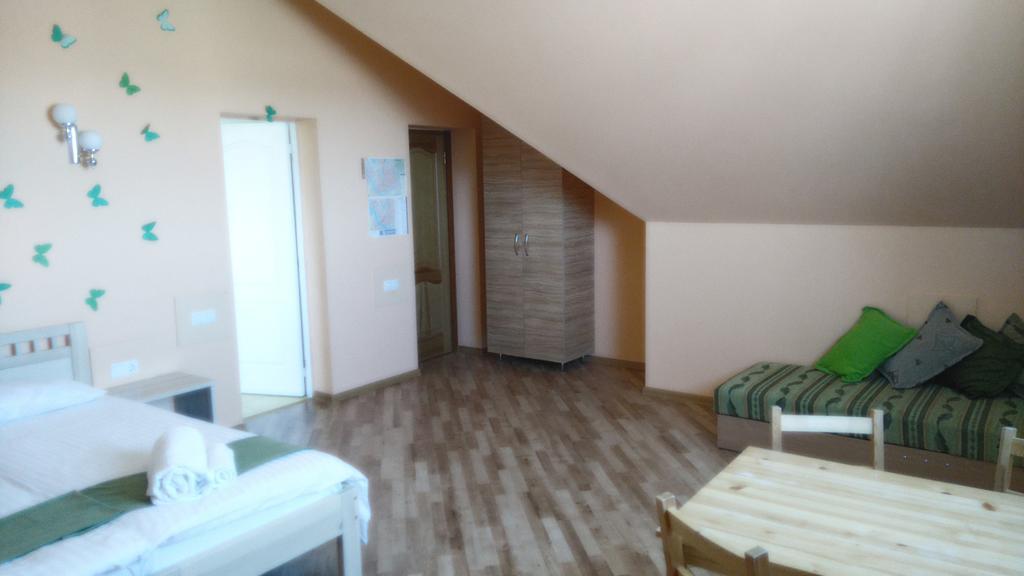 Hotel Arsenal à Daugavpils Extérieur photo